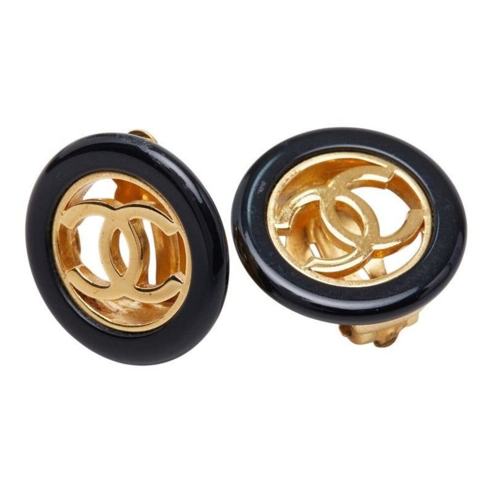 Chanel CC Logo Vintage Round Earrings 97A Black Gold Plated Plastic